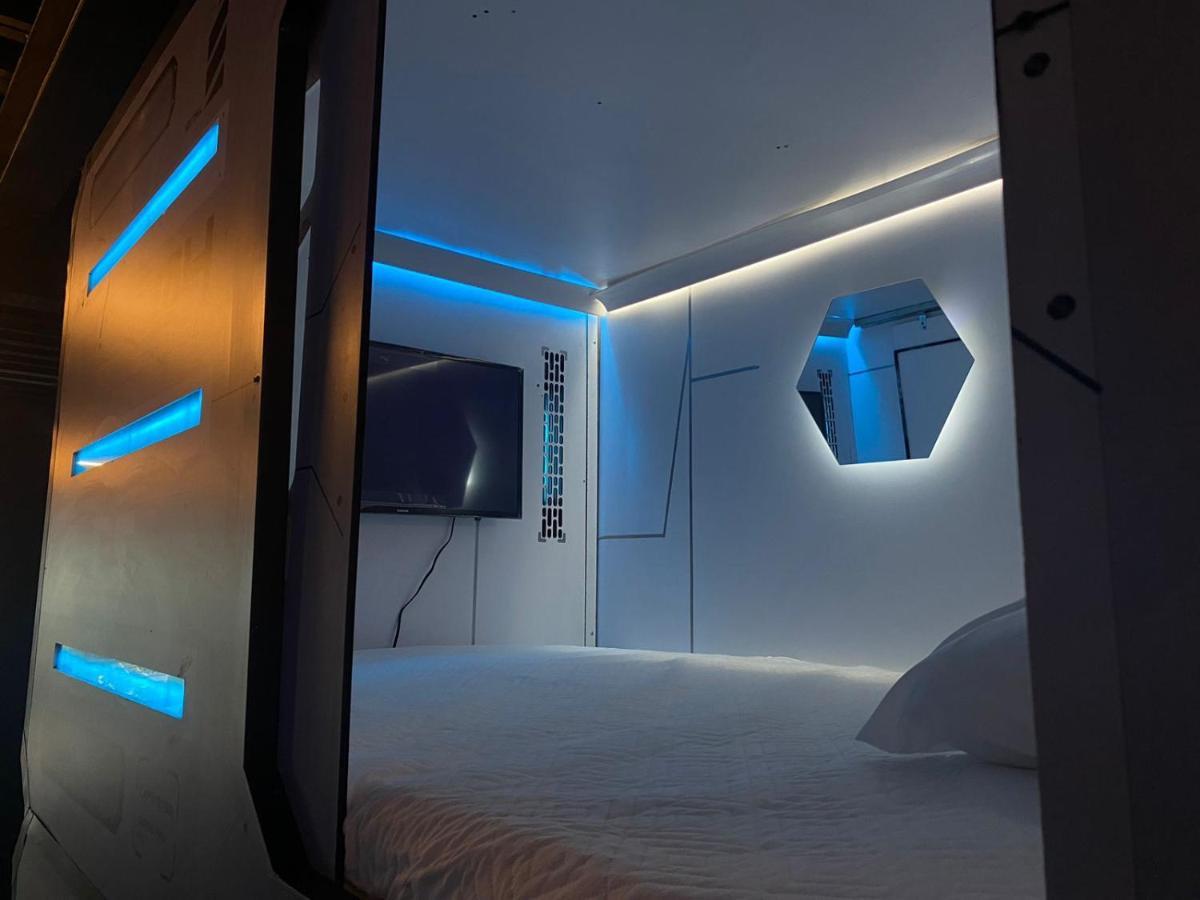 מדיין Hotel Hostal Caps San Diego מראה חיצוני תמונה